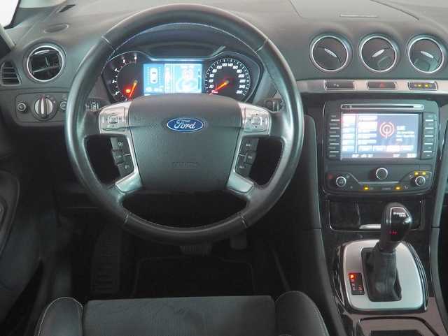 Ford S-MAX 2.0 TÜV bis 04/2025 Pano Navi ACC