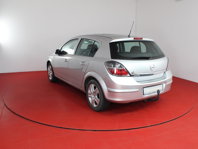Opel Astra Edition 1.4 Easytronic Klima AHK