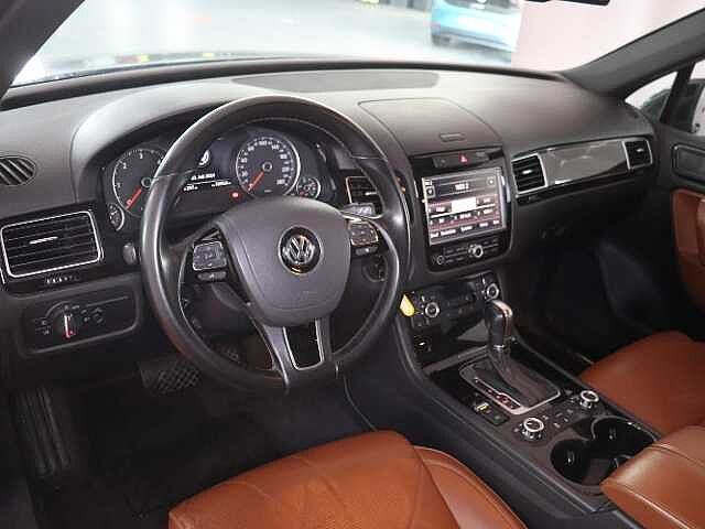 Volkswagen Touareg 3.0TDI Edition §$ TÜV 04/26 Xenon Navi Pano StandHZ